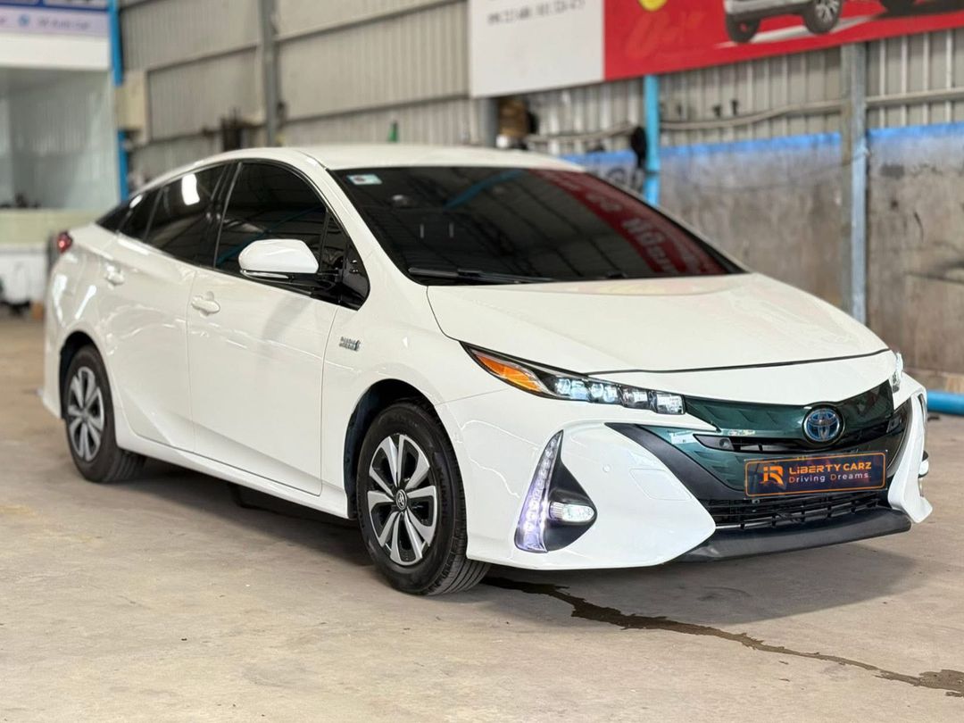 តូយ៉ូតា Prius Prime 2017forsale