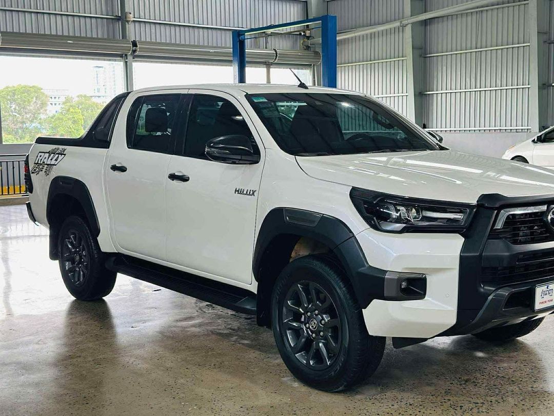 តូយ៉ូតា Hilux Revo Rally 2022forsale