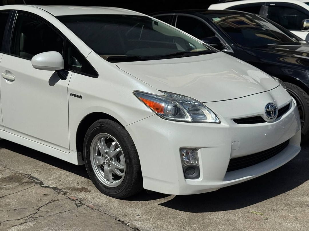 តូយ៉ូតា Prius 2010forsale