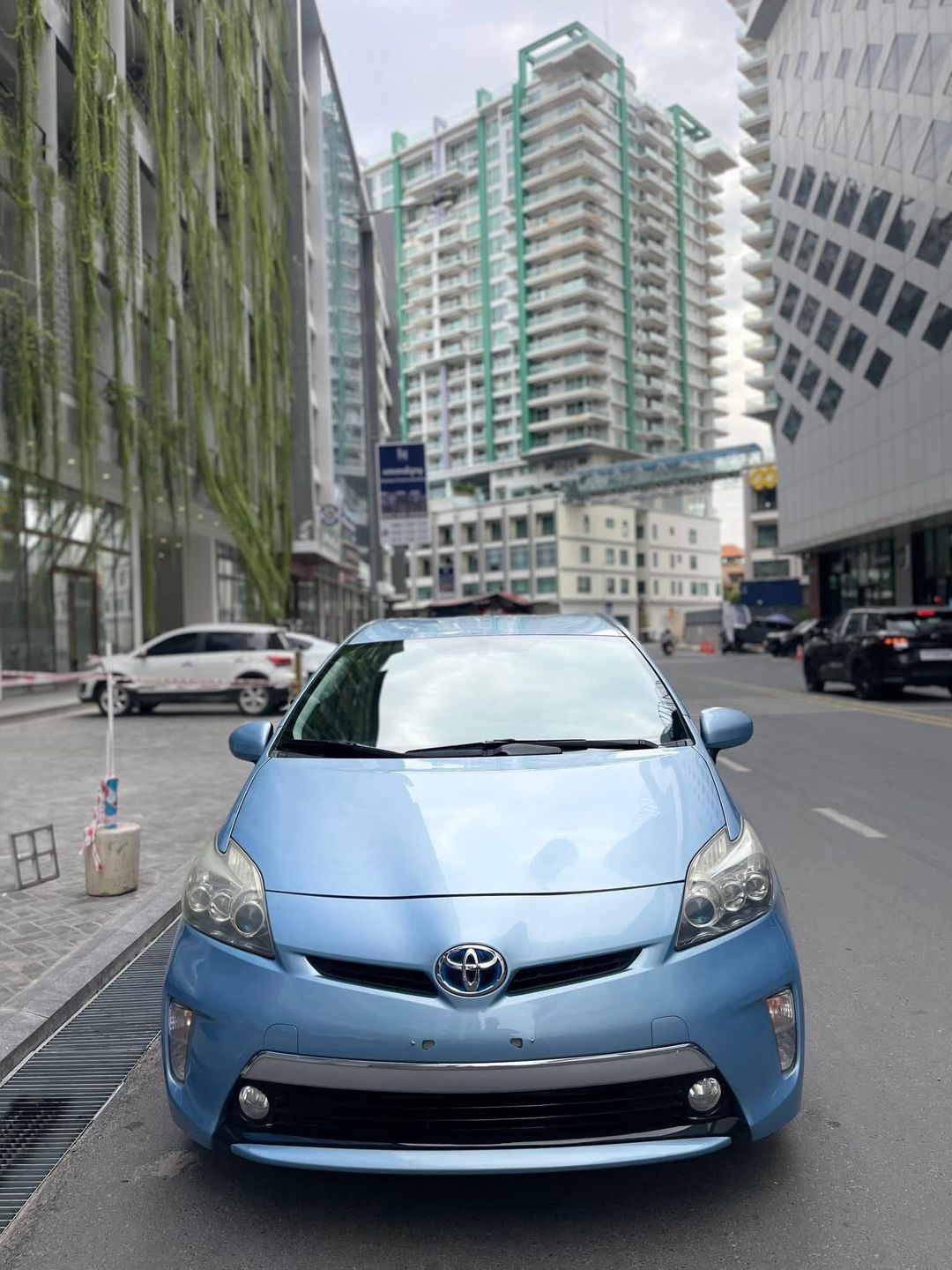 តូយ៉ូតា Prius 2014forsale