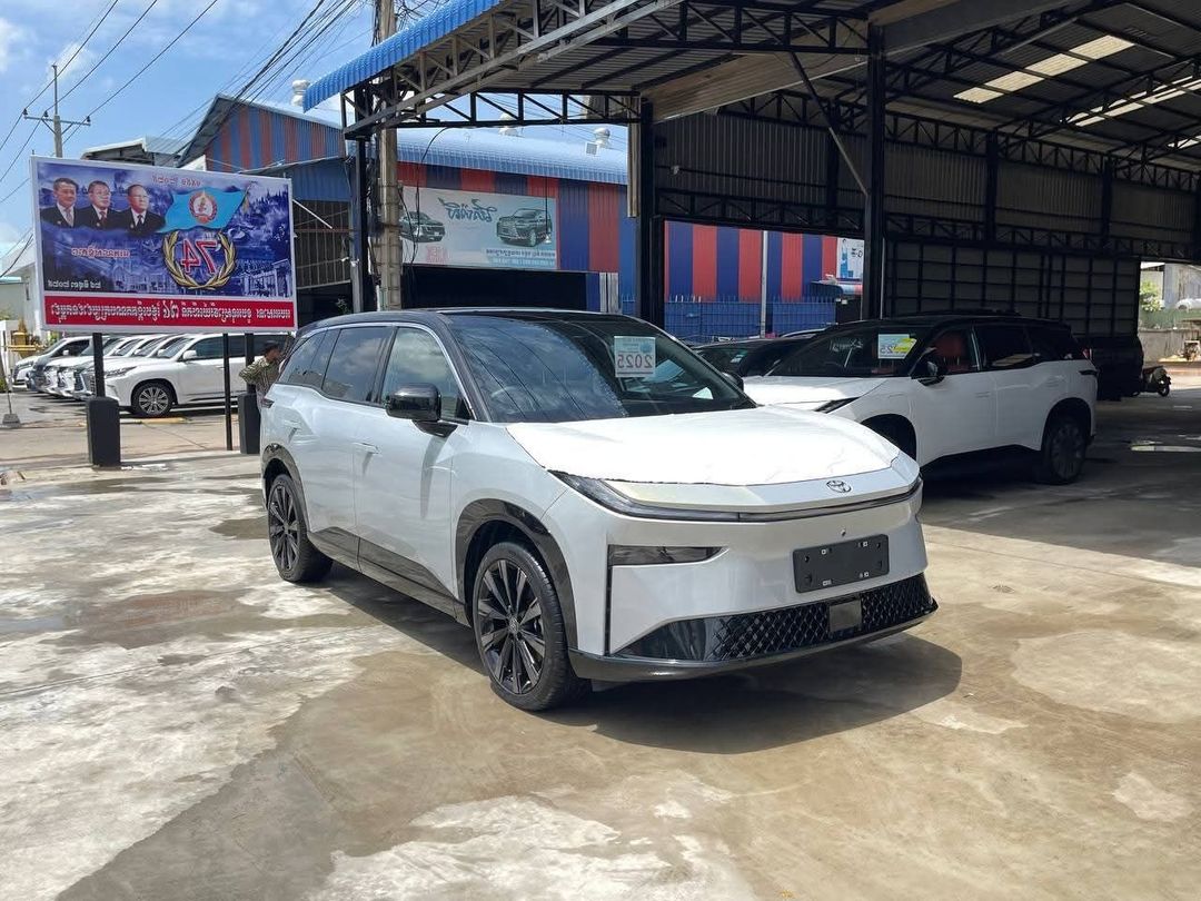 តូយ៉ូតា BZ3X 2025forsale