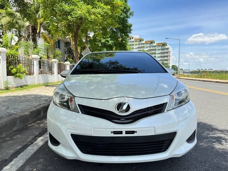 丰田 Vitz 2012forsale