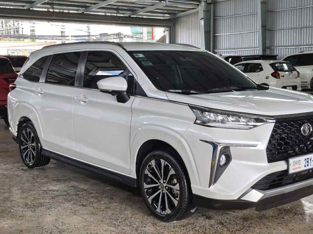 丰田 Veloz 2024forsale