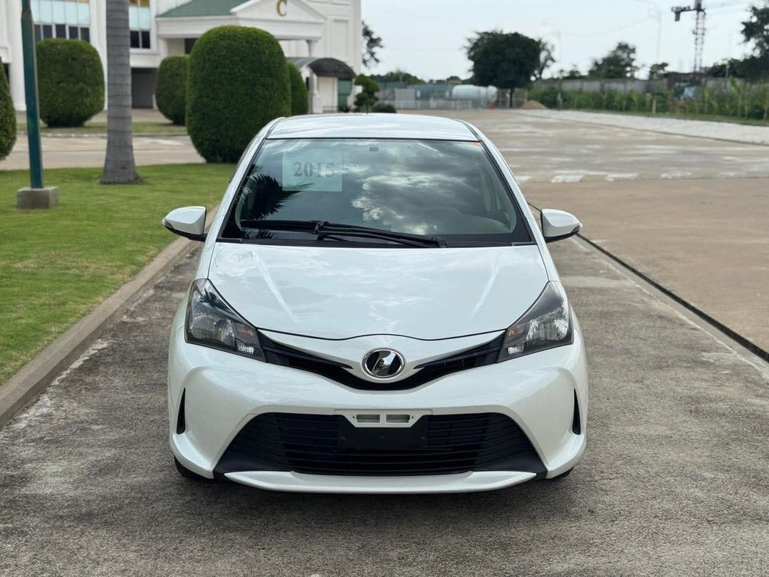 丰田 Vitz 2015forsale