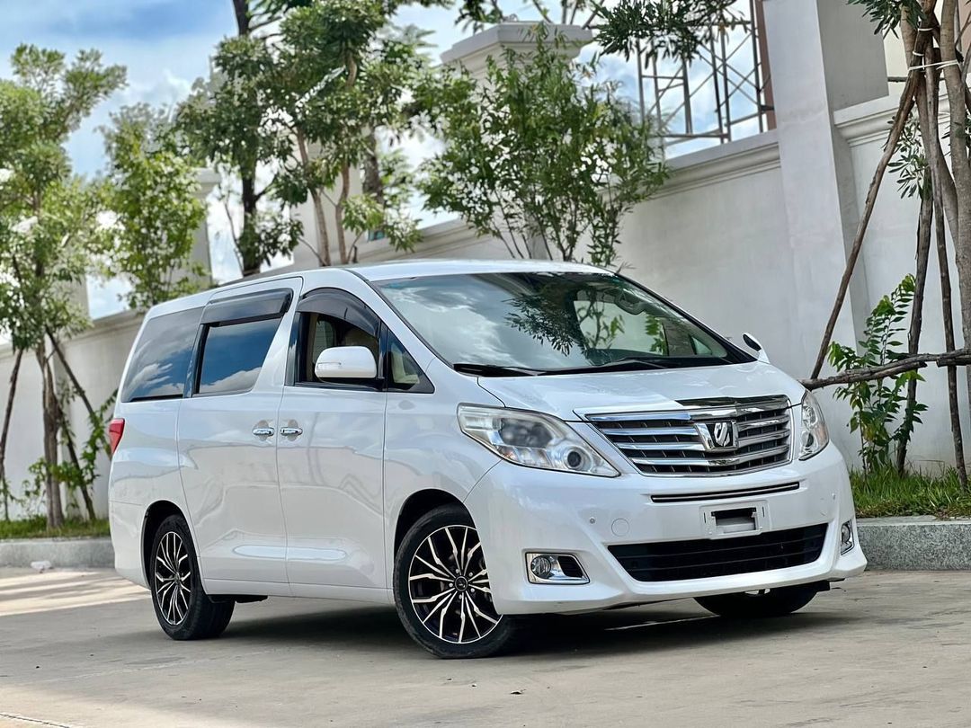 丰田 埃尔法 2013forsale
