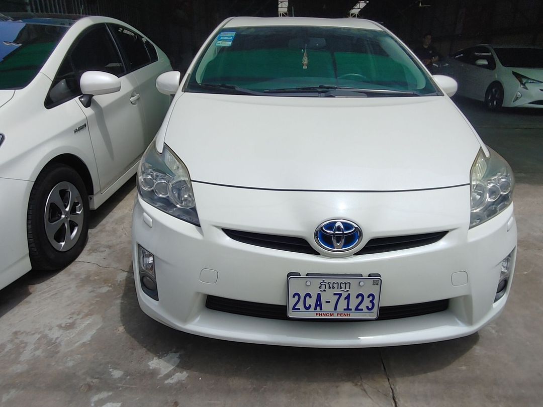 តូយ៉ូតា Prius 2011forsale