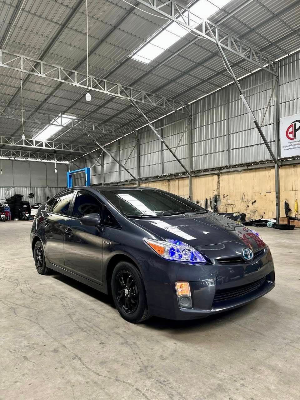 តូយ៉ូតា Prius 2011forsale