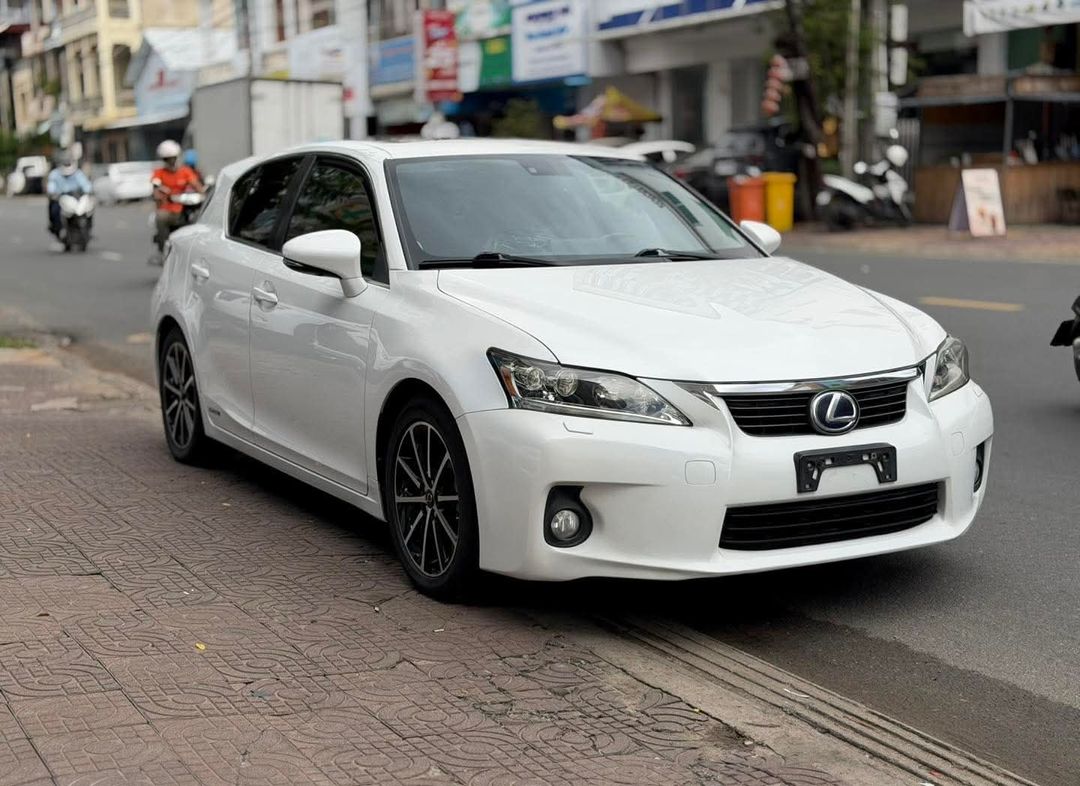 雷克萨斯 CT-200h 2011forsale