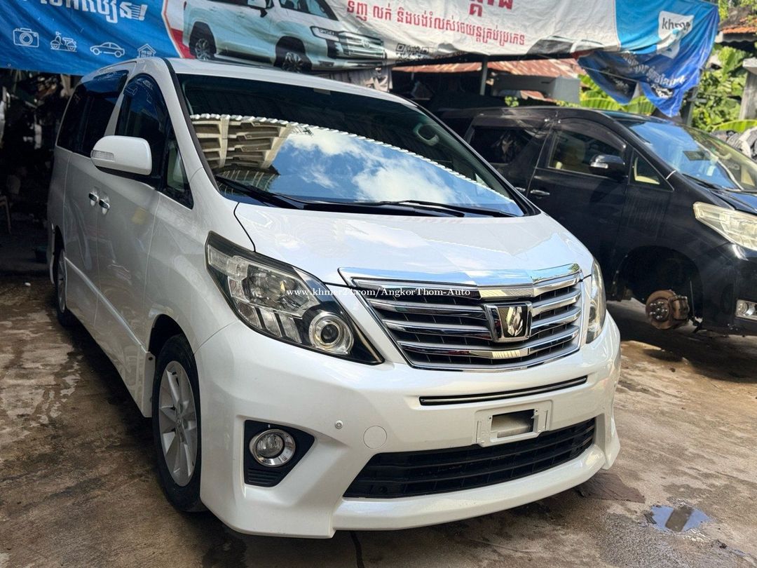 តូយ៉ូតា អាល់ហ្វា 2013forsale