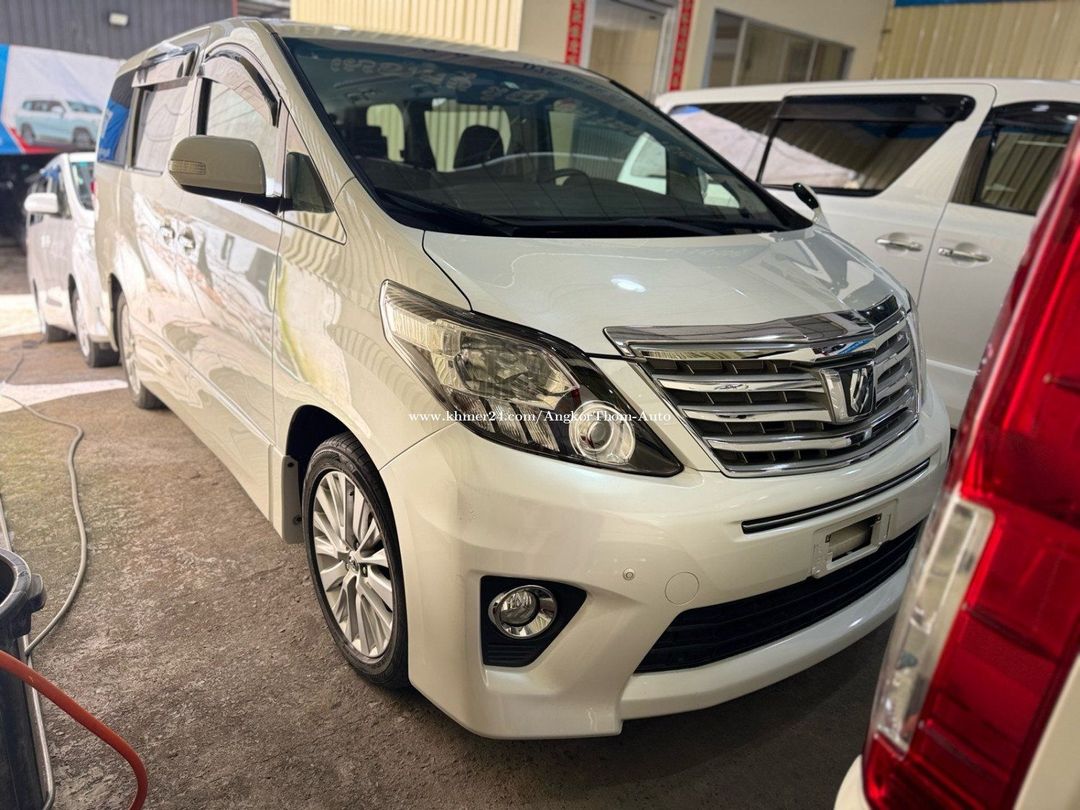 តូយ៉ូតា អាល់ហ្វា 2013forsale