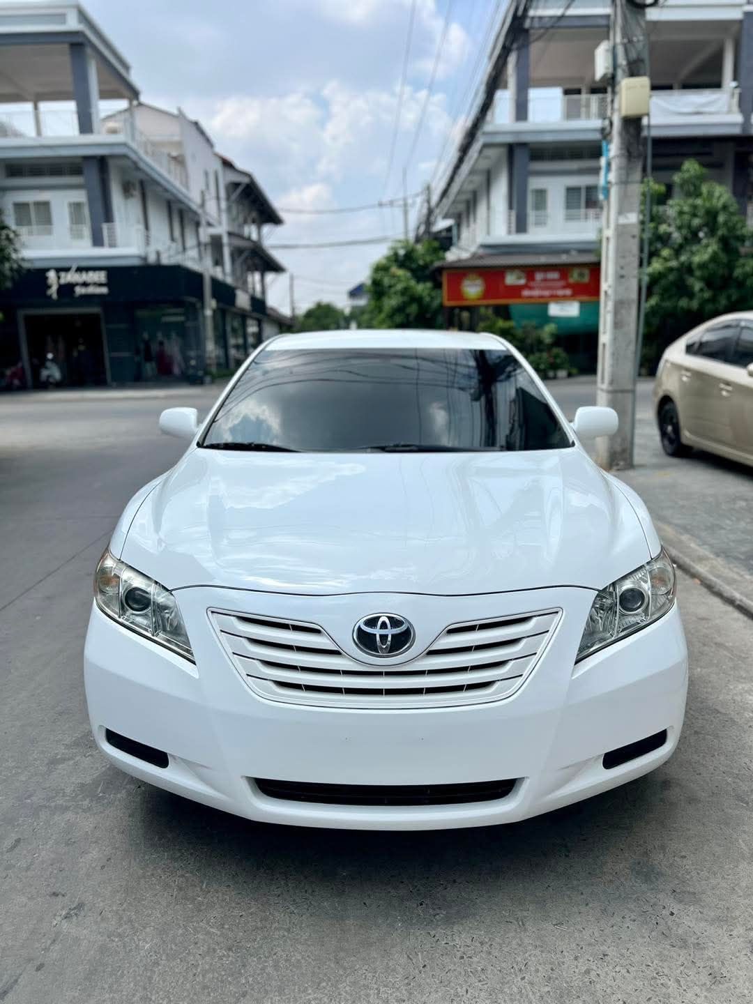 តូយ៉ូតា Camry Le 2007forsale