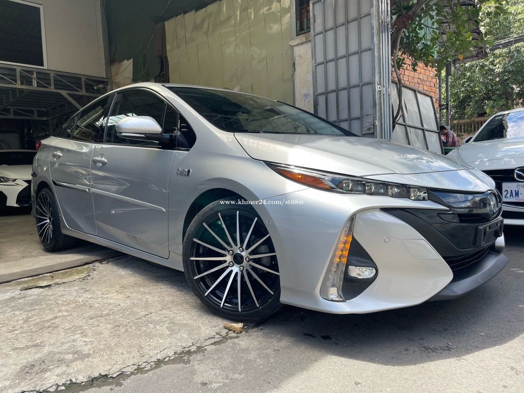 តូយ៉ូតា Prius Prime 2017forsale